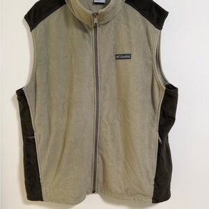 Columbia Steens tan / green and dark brown Fleece Vest 3 X